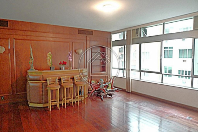 Imagem Apartamento com 3 Quartos à Venda, 184 m² em Copacabana - Rio De Janeiro
