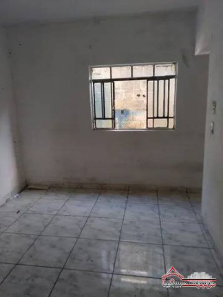 Casa com 1 Quarto para Alugar,  em Jardim Maria Amélia - Jacareí