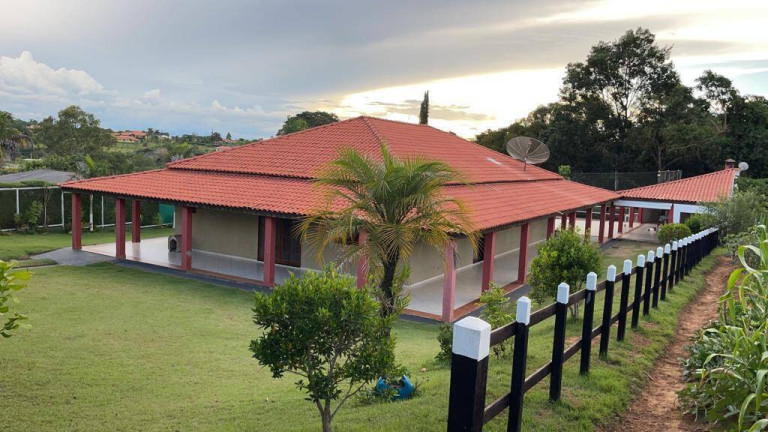 Imagem Chácara com 4 Quartos à Venda, 1.350 m² em Campo Do Meio - Araçoiaba Da Serra Imagem Chácara com 4 Quartos à Venda, 1.350 m² em Campo Do Meio - Araçoiaba Da Serra