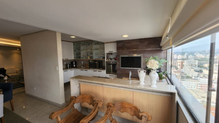 Apartamento com 3 Quartos à Venda, 206 m² em Menino Deus - Porto Alegre