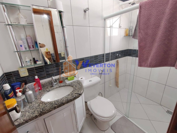 Imagem Casa com 3 Quartos à Venda, 220 m² em Centro - Mongaguá
