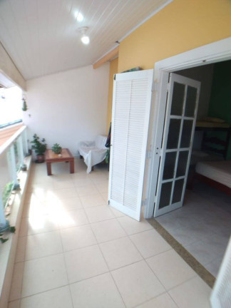 Imagem Casa com 5 Quartos à Venda, 300 m² em Massaguaçu - Caraguatatuba