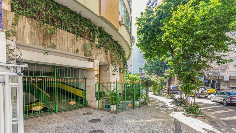 Imagem Apartamento com 3 Quartos à Venda, 130 m² em Flamengo - Rio De Janeiro Imagem Apartamento com 3 Quartos à Venda, 130 m² em Flamengo - Rio De Janeiro
