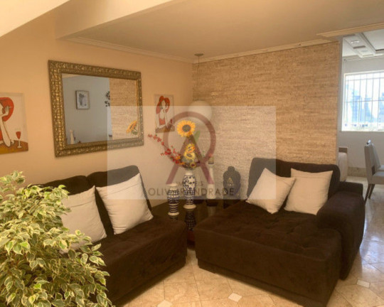 Imóvel com 4 Quartos à Venda, 275 m² em Pituba - Salvador