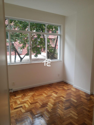 Imagem Apartamento com 2 Quartos à Venda, 90 m² em Ingá - Niterói