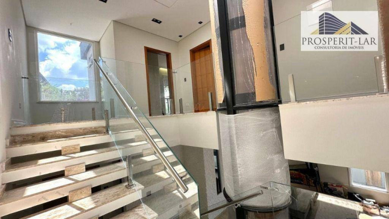Imagem Casa com 3 Quartos à Venda, 300 m² em Aruã - Mogi Das Cruzes Imagem Casa com 3 Quartos à Venda, 300 m² em Aruã - Mogi Das Cruzes