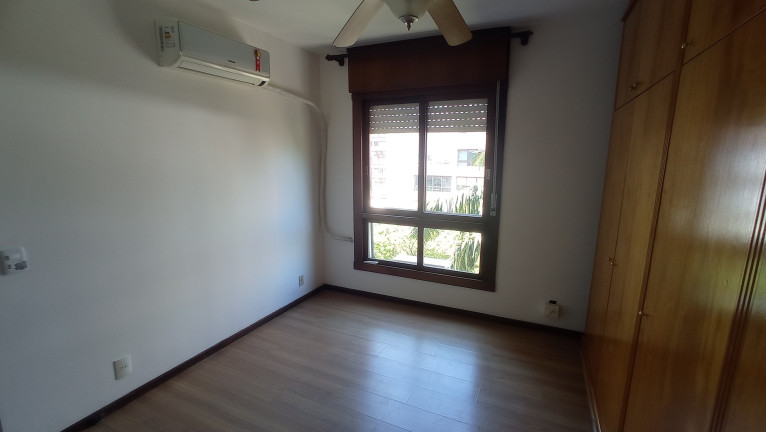 Imagem Apartamento com 3 Quartos à Venda, 99 m² em Menino Deus - Porto Alegre Imagem Apartamento com 3 Quartos à Venda, 99 m² em Menino Deus - Porto Alegre