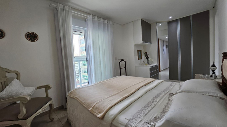 Imagem Apartamento com 4 Quartos à Venda, 200 m² em Gonzaga - Santos