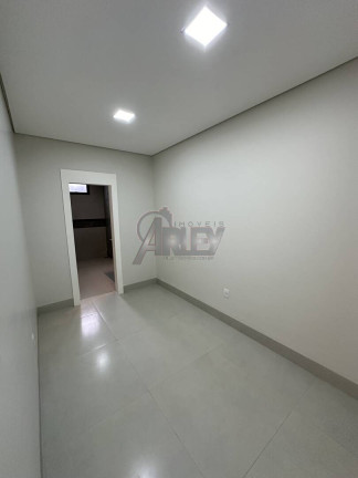 Imagem Casa com 3 Quartos à Venda, 300 m² em Morada Do Sol - Montes Claros