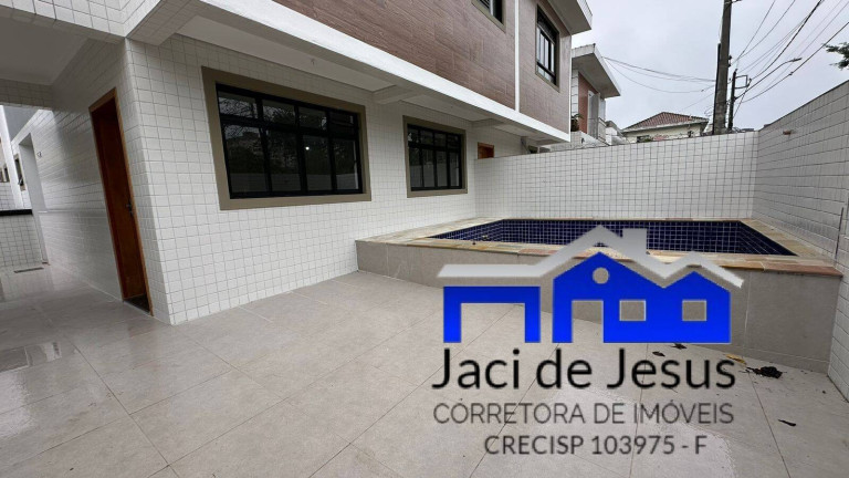 Imagem Casa com 3 Quartos à Venda, 140 m² em Santos Imagem Casa com 3 Quartos à Venda, 140 m² em Santos
