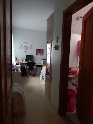 Imagem Sobrado com 4 Quartos à Venda, 340 m² em Vila Floresta - Santo André Imagem Sobrado com 4 Quartos à Venda, 340 m² em Vila Floresta - Santo André