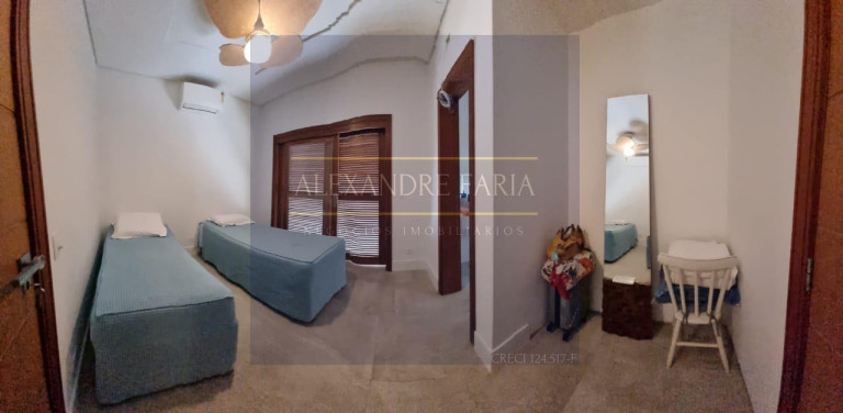 Casa com 4 Quartos para Temporada, 270 m² em Paúba - São Sebastião