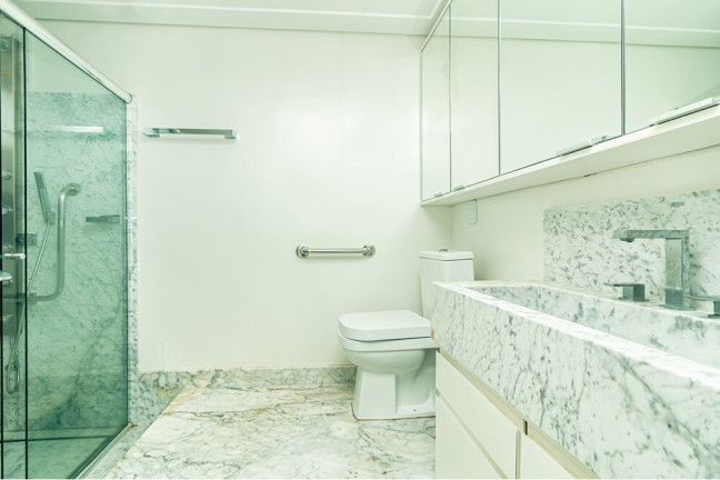 Imagem Apartamento com 3 Quartos à Venda, 275 m² em Rio Branco - Porto Alegre Imagem Apartamento com 3 Quartos à Venda, 275 m² em Rio Branco - Porto Alegre