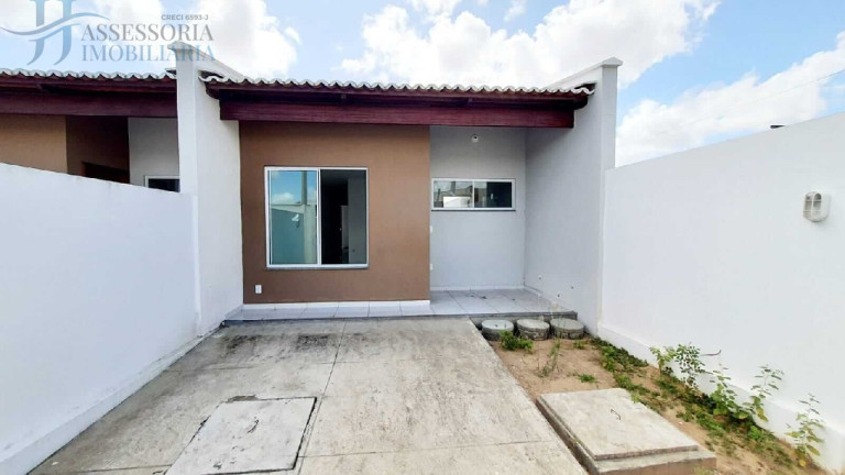 Casa com 2 Quartos para Alugar ou Temporada, 57 m² em Nova Esperança - Parnamirim
