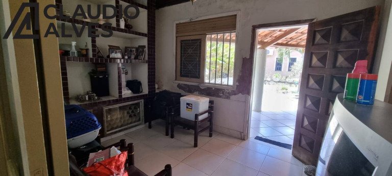 Imagem Casa com 4 Quartos à Venda, 200 m² em Muchila - Feira De Santana Imagem Casa com 4 Quartos à Venda, 200 m² em Muchila - Feira De Santana