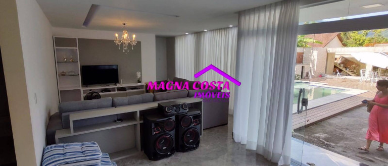 Imagem Casa com 5 Quartos à Venda, 315 m² em Vargem Grande - Rio De Janeiro Imagem Casa com 5 Quartos à Venda, 315 m² em Vargem Grande - Rio De Janeiro