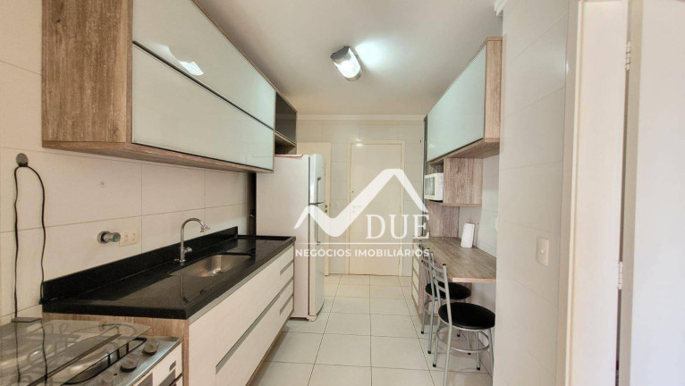 Imagem Apartamento com 2 Quartos à Venda, 109 m² em Gonzaga - Santos