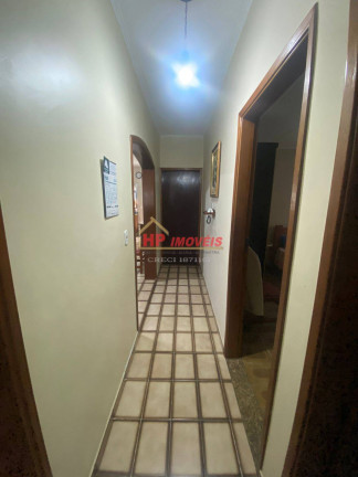 Imagem Casa com 7 Quartos à Venda, 250 m² em Bela Vista - Osasco Imagem Casa com 7 Quartos à Venda, 250 m² em Bela Vista - Osasco