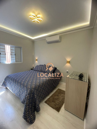 Imagem Casa com 4 Quartos à Venda, 245 m² em Jardim Das Indústrias - São José Dos Campos