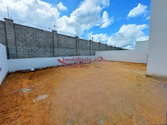 Imagem Imóvel com 3 Quartos à Venda,  em Emaús - Parnamirim