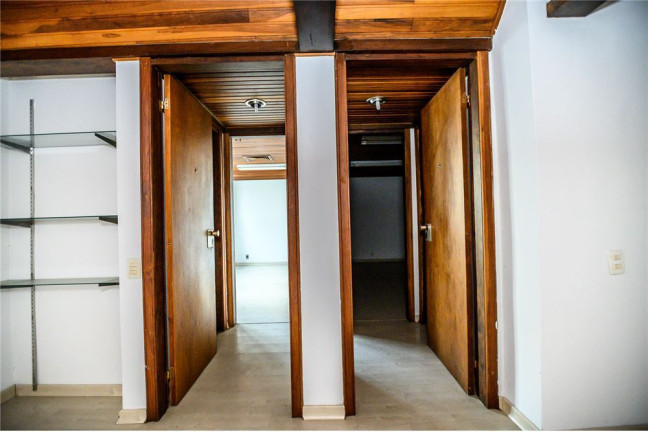Imagem Sala Comercial à Venda, em Floresta - Porto Alegre Imagem Sala Comercial à Venda, em Floresta - Porto Alegre