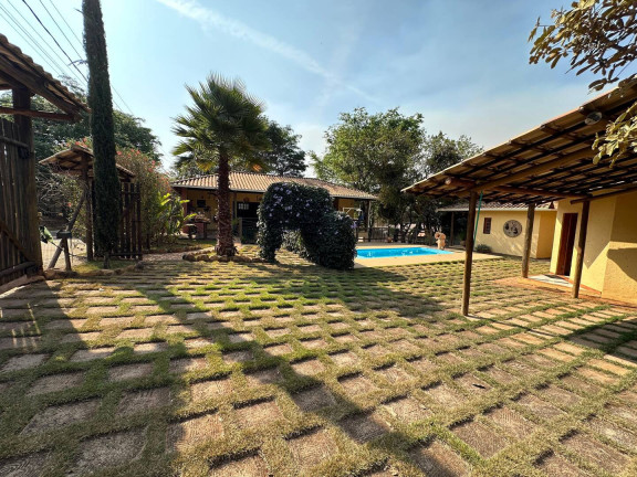 Imagem Chácara com 4 Quartos à Venda, 1.000 m² em Parque Do Lago - Itatiaiuçu