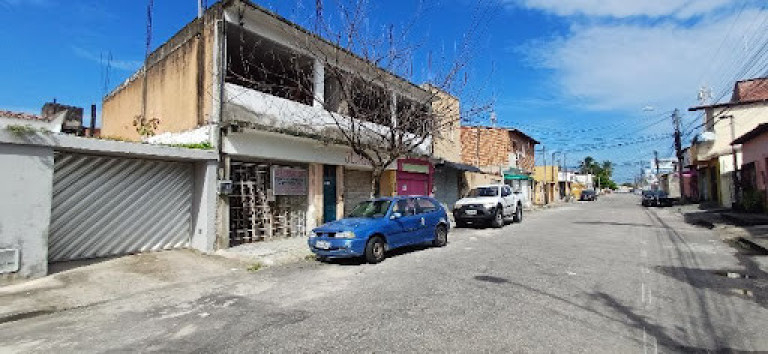 Casa com 4 Quartos à Venda, 1.089 m² em Montese - Fortaleza