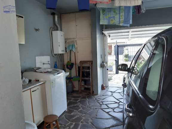 Imagem Casa com 3 Quartos à Venda, 260 m² em Ipanema - Porto Alegre