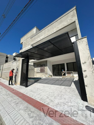 Imagem Casa com 3 Quartos à Venda, 145 m² em São Francisco De Assis - Camboriú Imagem Casa com 3 Quartos à Venda, 145 m² em São Francisco De Assis - Camboriú