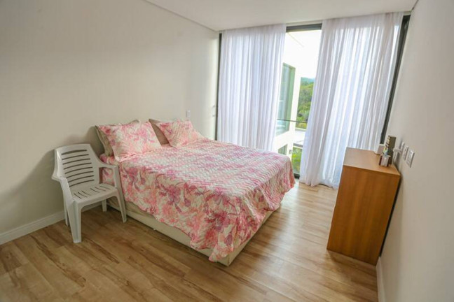 Imagem Casa com 4 Quartos à Venda, 500 m² em Itahye - Santana De Parnaíba Imagem Casa com 4 Quartos à Venda, 500 m² em Itahye - Santana De Parnaíba