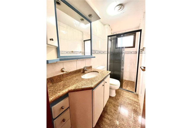 Imagem Imóvel com 4 Quartos à Venda, em Aclimação - São Paulo Imagem Imóvel com 4 Quartos à Venda, em Aclimação - São Paulo