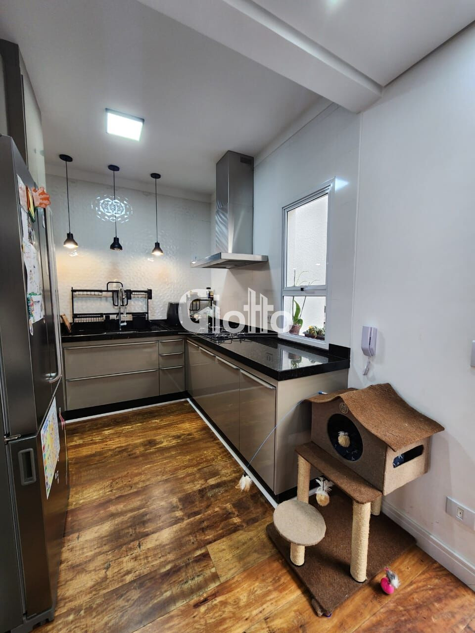 Imagem Casa de Condomínio com 3 Quartos à Venda, 120 m² em Vila Suissa - Mogi Das Cruzes
