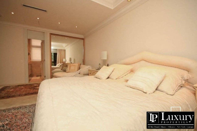 Imagem Apartamento com 4 Quartos à Venda, 335 m² em Itaim Bibi - São Paulo