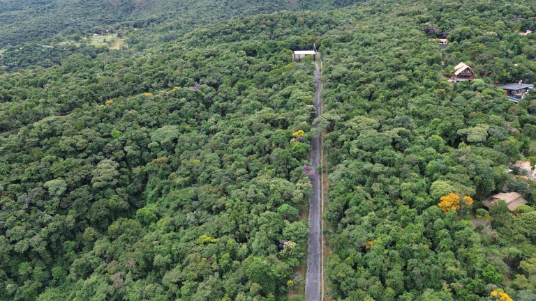 Terreno à Venda, 1.000 m² em Brumadinho