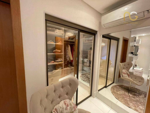 Imagem Apartamento com 3 Quartos à Venda, 250 m² em Canto Do Forte - Praia Grande Imagem Apartamento com 3 Quartos à Venda, 250 m² em Canto Do Forte - Praia Grande