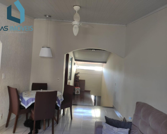 Imagem Casa com 4 Quartos à Venda, 290 m² em Sao Cristovão - Cabo Frio
