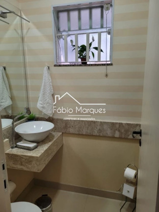 Imagem Sobrado com 3 Quartos à Venda, 138 m² em Vila Guilhermina - São Paulo