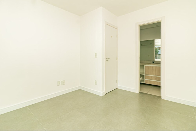 Imagem Apartamento com 3 Quartos à Venda, 65 m² em Petrópolis - Porto Alegre