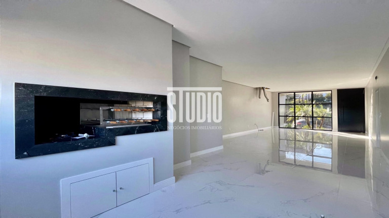 Imagem Casa com 3 Quartos à Venda, 312 m² em Centro - Carlos Barbosa Imagem Casa com 3 Quartos à Venda, 312 m² em Centro - Carlos Barbosa