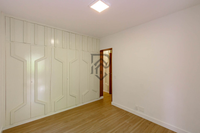 Imagem Apartamento com 3 Quartos à Venda, 190 m² em Itaim Bibi - São Paulo