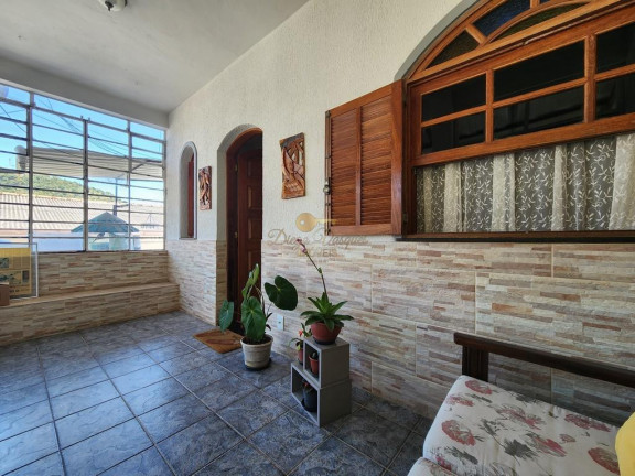 Imagem Casa com 4 Quartos à Venda, 115 m² em Várzea - Teresópolis