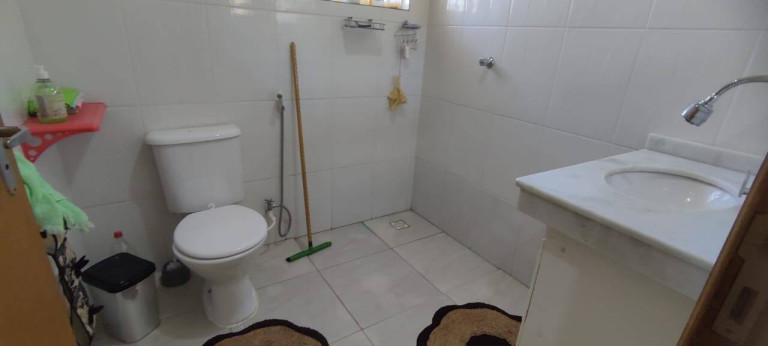 Imagem Casa com 2 Quartos à Venda, 180 m² em Jardim Somar - Peruíbe Imagem Casa com 2 Quartos à Venda, 180 m² em Jardim Somar - Peruíbe