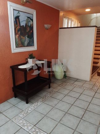 Imagem Imóvel com 2 Quartos à Venda, 118 m² em Petrópolis - Porto Alegre