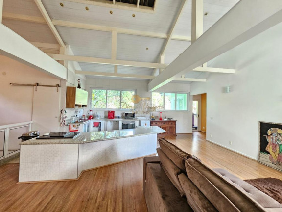 Imagem Casa com 4 Quartos à Venda, 400 m² em Comary - Teresópolis