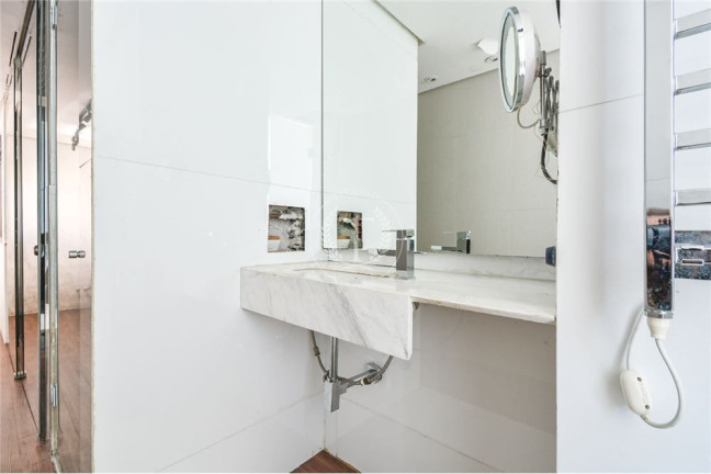 Imagem Apartamento com 1 Quarto à Venda, 73 m² em Moema - São Paulo