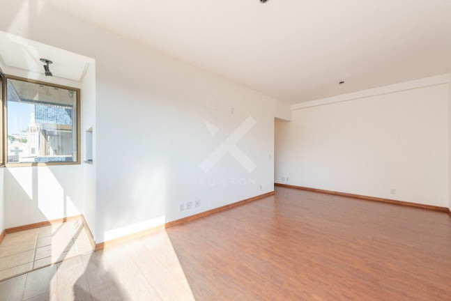 Imagem Apartamento com 2 Quartos à Venda, 80 m² em Rio Branco - Porto Alegre Imagem Apartamento com 2 Quartos à Venda, 80 m² em Rio Branco - Porto Alegre