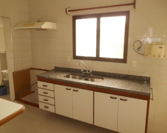 Imagem Apartamento com 4 Quartos à Venda, 119 m² em Pitangueiras - Guarujá