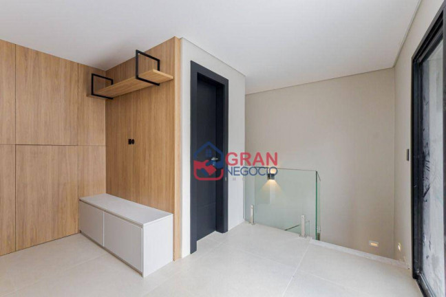 Imagem Sobrado com 3 Quartos para Alugar, 191 m² em Santa Felicidade - Curitiba