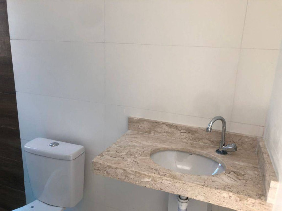 Sobrado com 2 Quartos à Venda, 75 m² em Ocian - Praia Grande