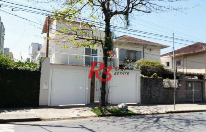 Casa com 4 Quartos para Alugar, 185 m² em Aparecida - Santos